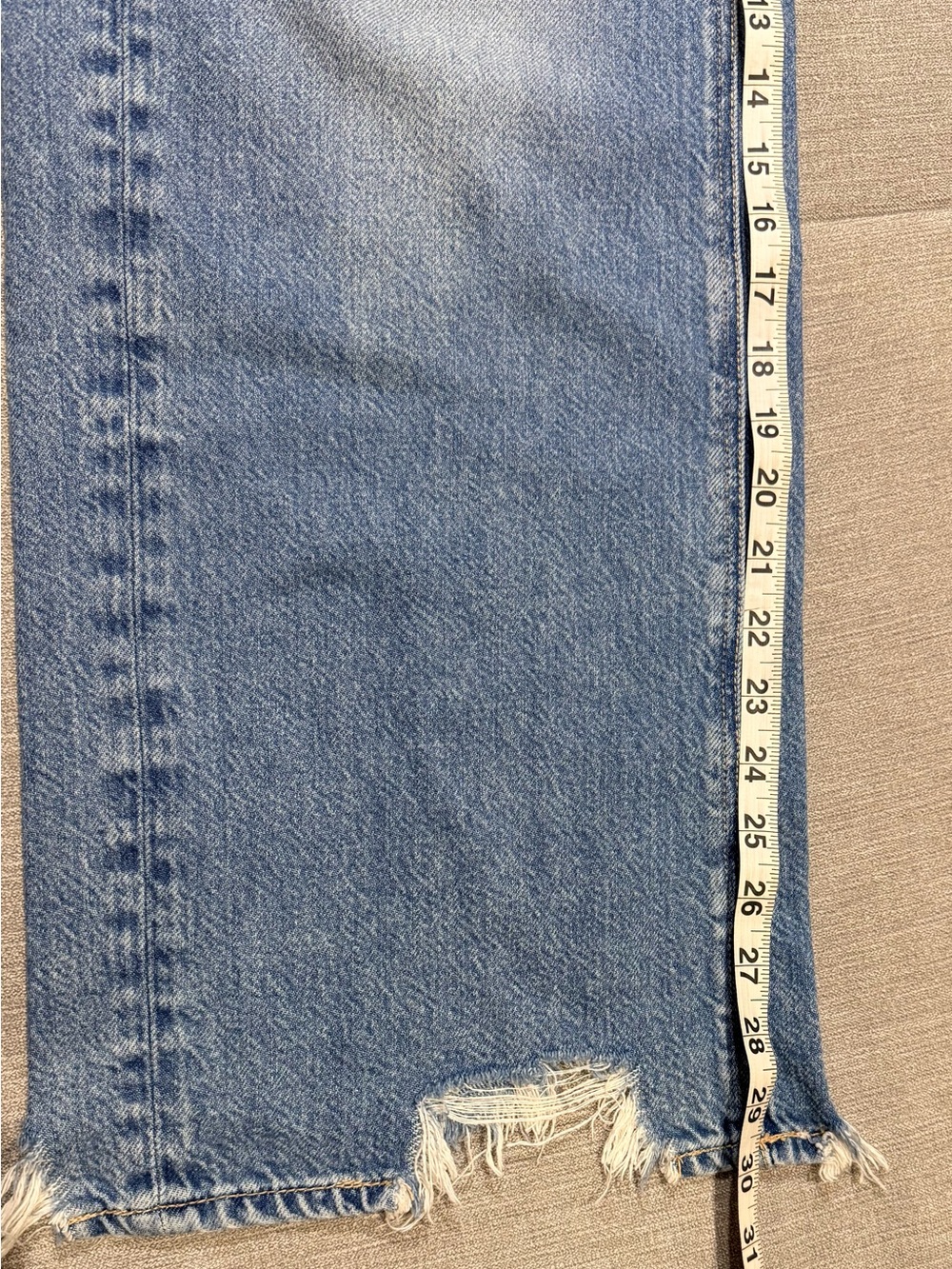 American Eagle Outfitters Light Blue Wide-Leg Jeans with Raw Hem - Picture 4 of 4